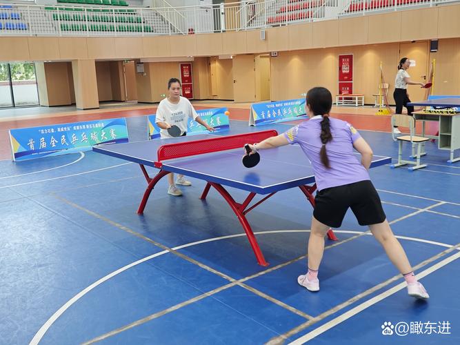 ESPN：由于接受了手术，菲利普斯预计要到冬窗才能离开曼城