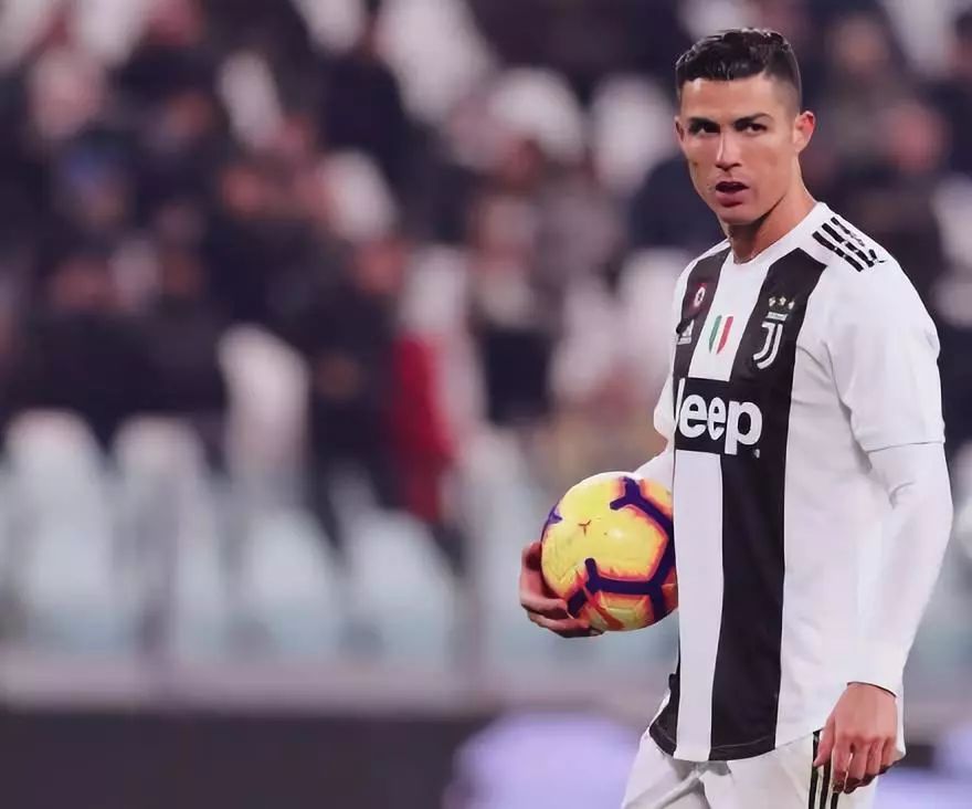 多特肩負著 多特肩負著