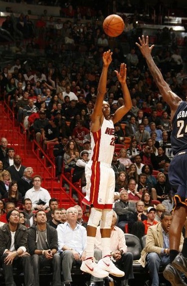 员能全心投 员能全心投