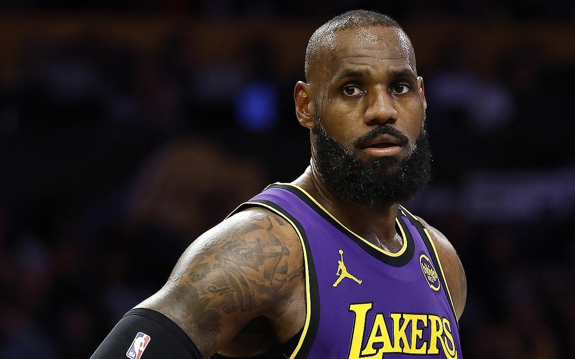 键时刻用强 键时刻用强