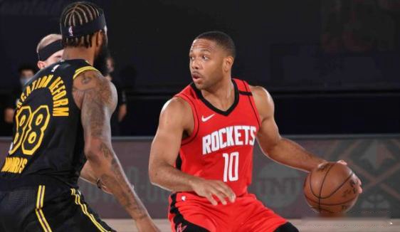 均以夺冠收 均以夺冠收