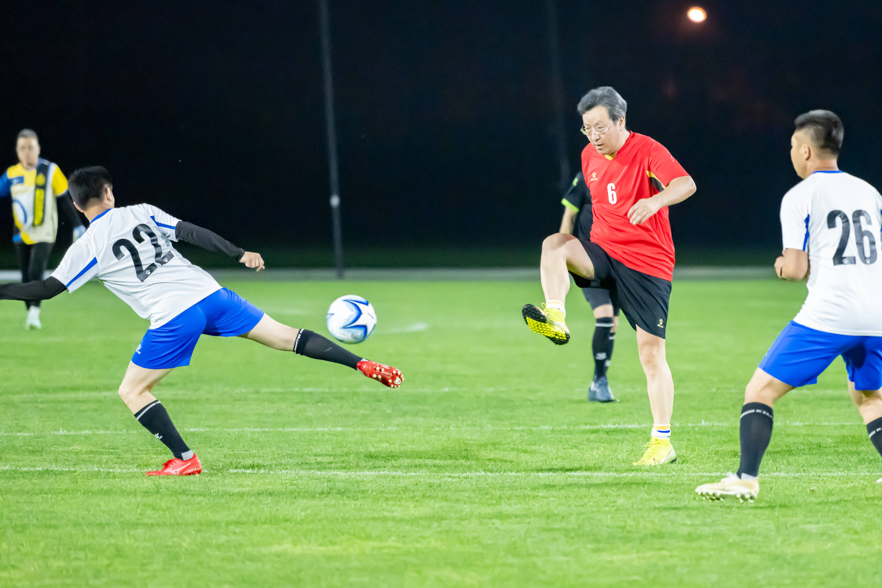 愿意考虑送 愿意考虑送